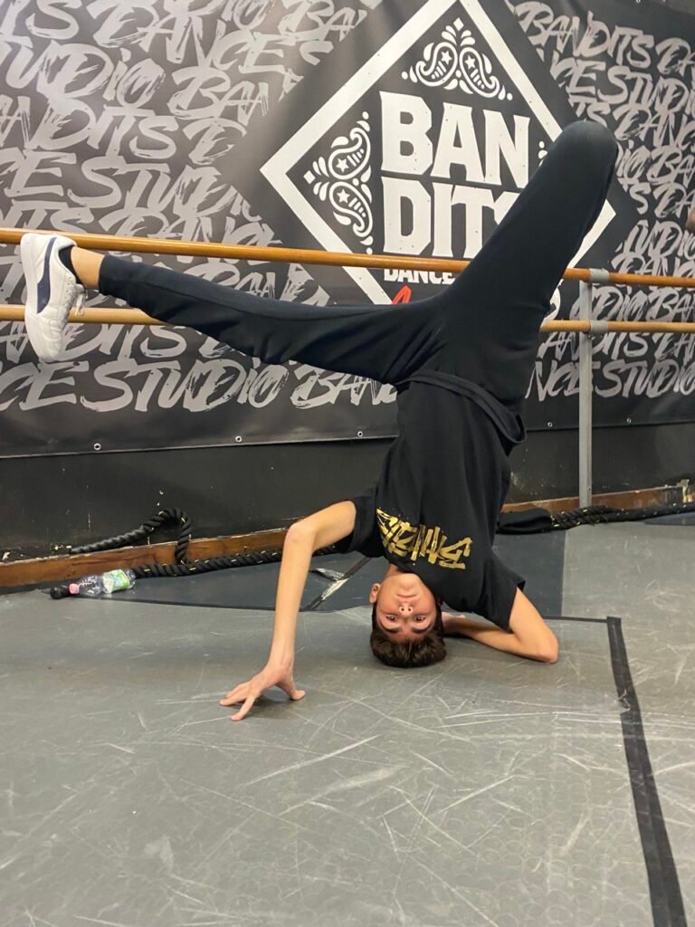 BANDITS DANCE STUDIO ACIREALE
